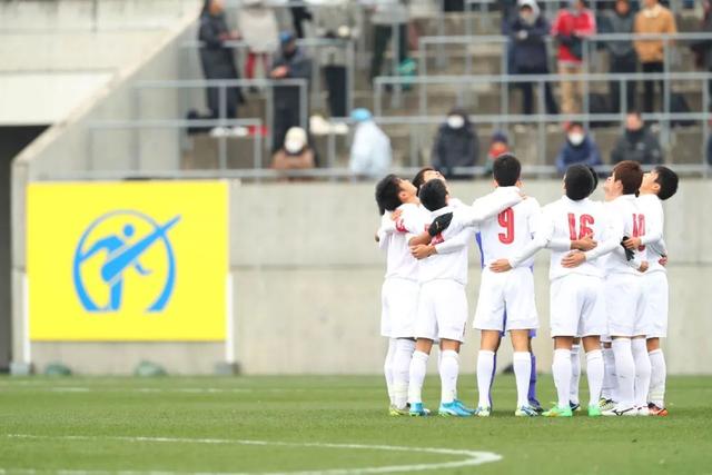 隆多之子崭露头角 被誉2030届篮球新星